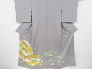 リサイクル　遠山に桜模様刺繍三つ紋色留袖(比翼衿付き)